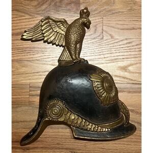 RARE 1870 PRUSSIAN HELMET CAST METAL WALL HANGING SEXTON 1968 USA 12 3/4" VTG